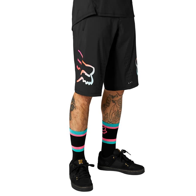 DEFEND SHORT